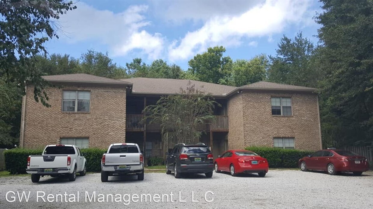 Foto principal - 20969 Bishop Rd