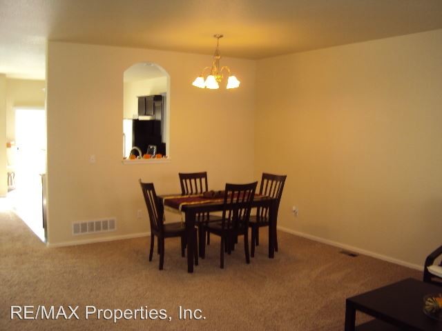 Building Photo - 4816 Condor Creek Pt