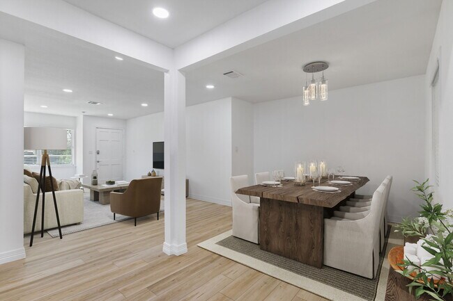 Foto del edificio - 6315 Thrush Dr