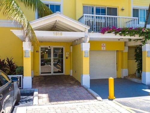 Primary Photo - 1515 E Broward Blvd