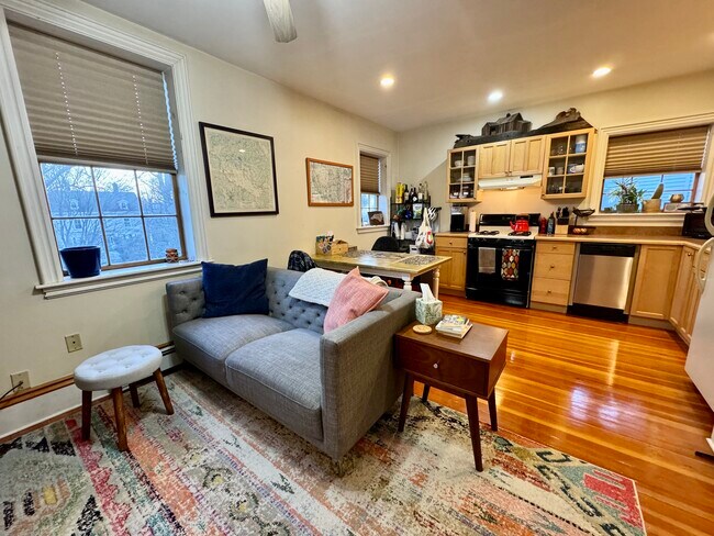 Building Photo - 24 Grovenor Rd