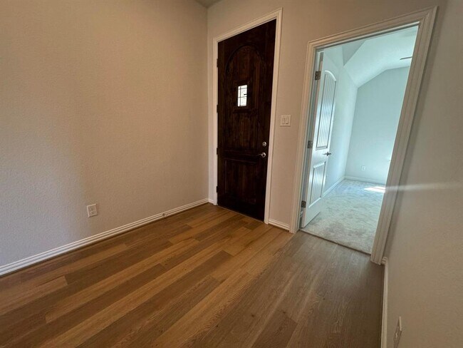 Building Photo - 324 Old Trinity Way