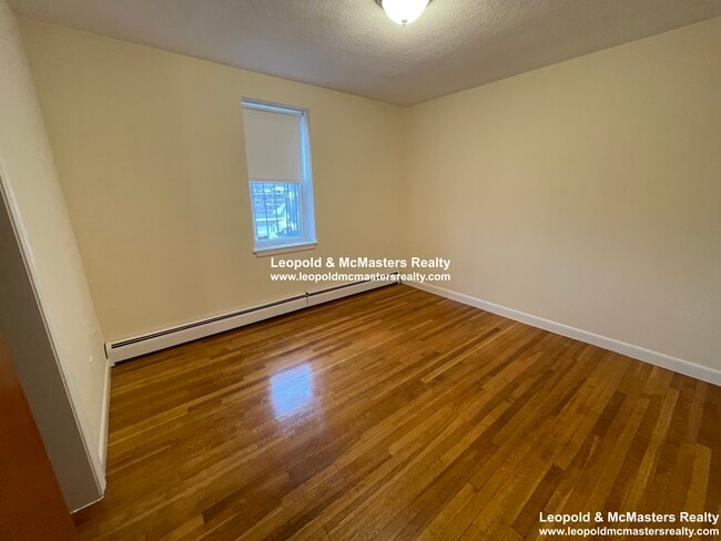 Building Photo - 144 North Beacon St
