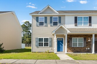 Building Photo - 525 Oyster Rock Ln