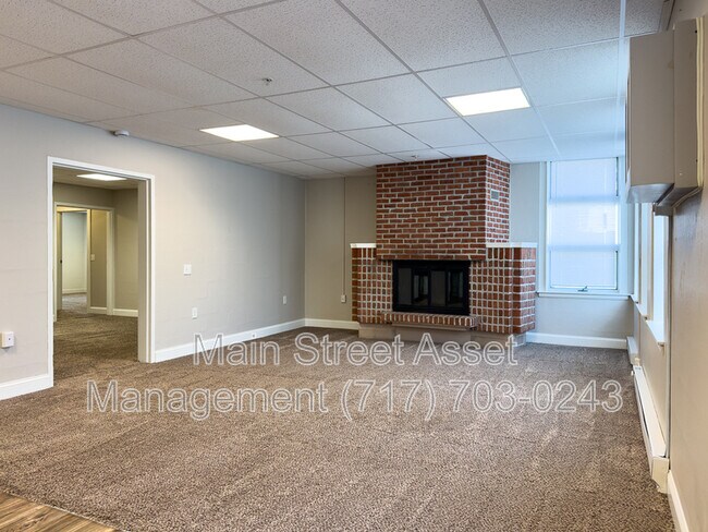 Foto del edificio - 100 S Front St