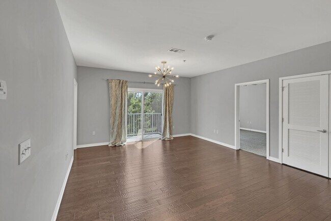 Building Photo - 1122 Litton Ave