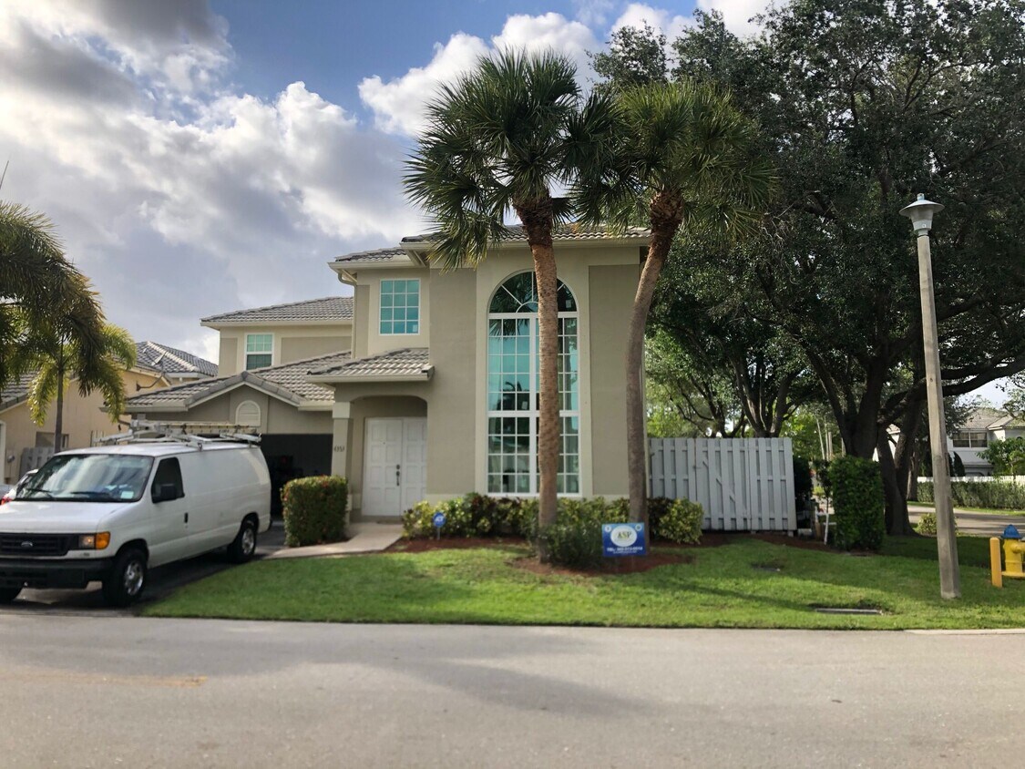 4353 NW 56th Dr, Coconut Creek, FL 33073 House Rental in Coconut