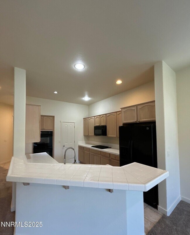 Foto del edificio - 939 Turnberry Dr