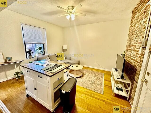 Foto del edificio - 348 North St