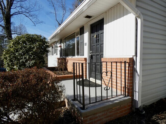 Foto del edificio - West Asheville House