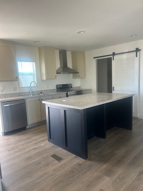 Foto del edificio - 6209 E University Dr