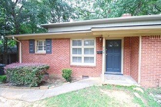 Building Photo - 424 Edisto Ave