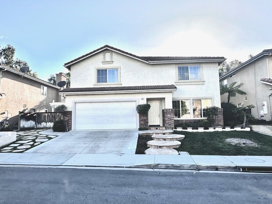 Primary Photo - RARE 5 BEDROOMS in the BRIARWOOD Neighborh...