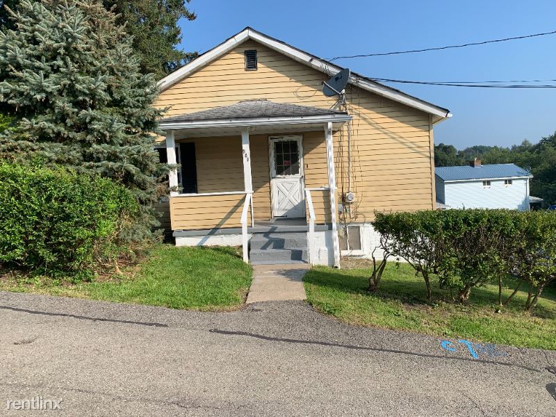 Primary Photo - 3 br, 2 bath House - 458 Sycamore St