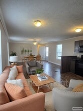 Building Photo - 8701 NE 107th Pl