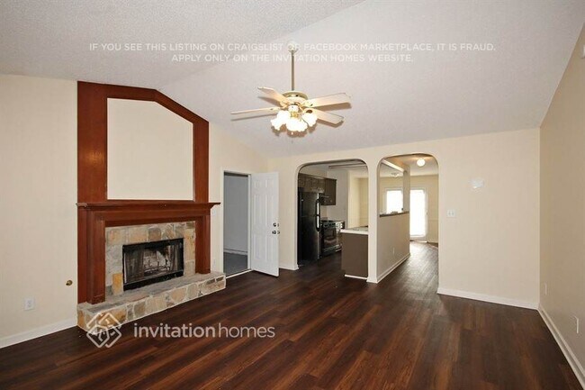 Building Photo - 1406 N Hampton Dr