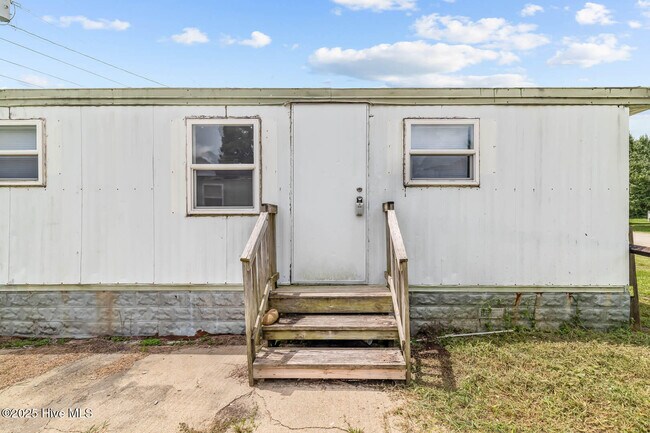 Foto del edificio - 1134 Old Maplehurst Rd