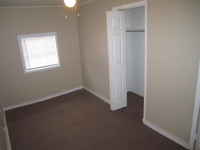 Foto del edificio - 1032 Court St