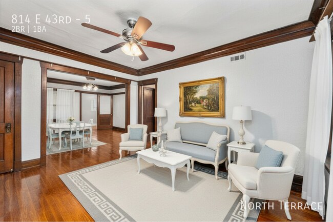 Foto del edificio - 814 E 43rd-5