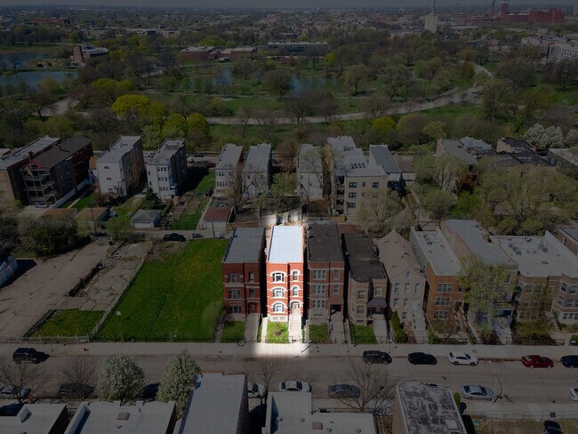 Foto del edificio - 1306 S Fairfield Ave