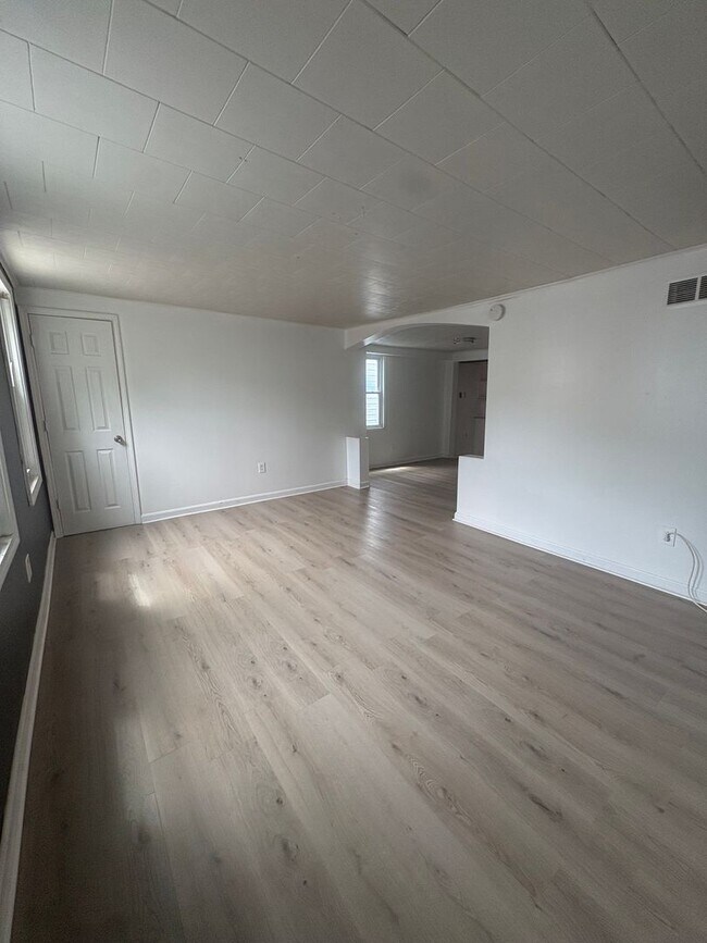 Foto del edificio - 499 2nd St