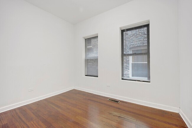 Foto del edificio - 1010 W Dakin St