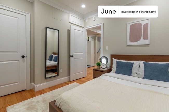 Foto del edificio - Room in Shared 4 bed/1 bath home