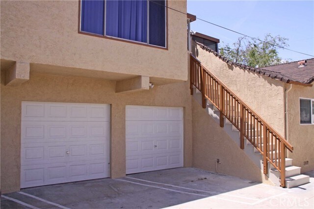 Foto principal - 9566 Olive St