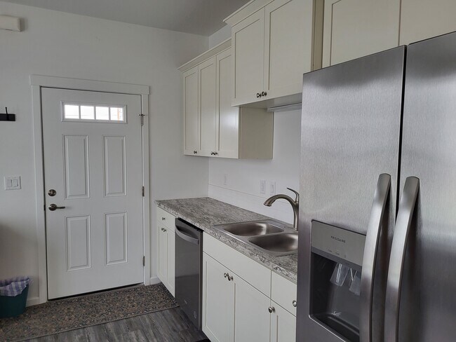 Foto del edificio - 249 W Glenwood Rd