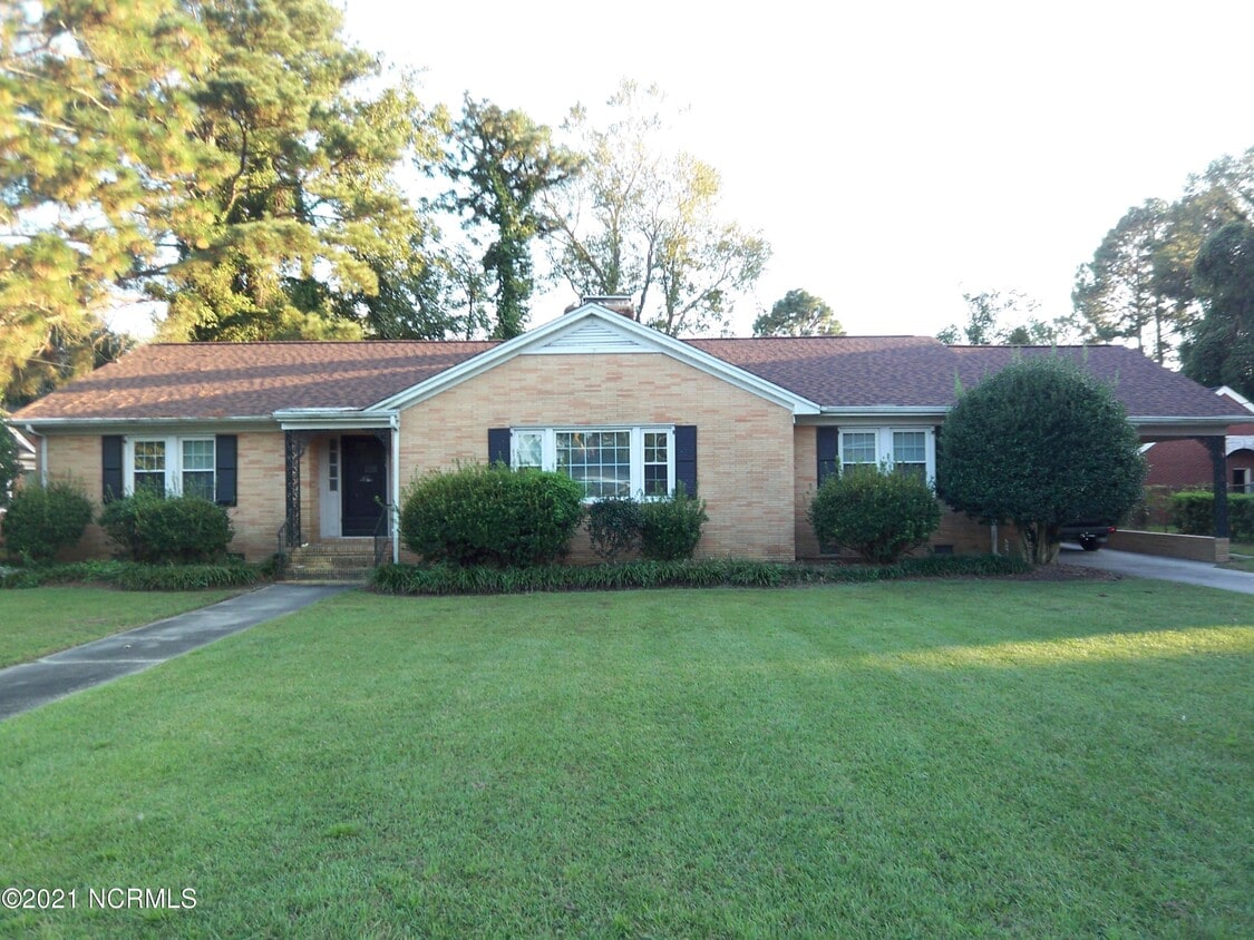 1808 E 5th St, Greenville, NC 27858 House for Rent in Greenville, NC