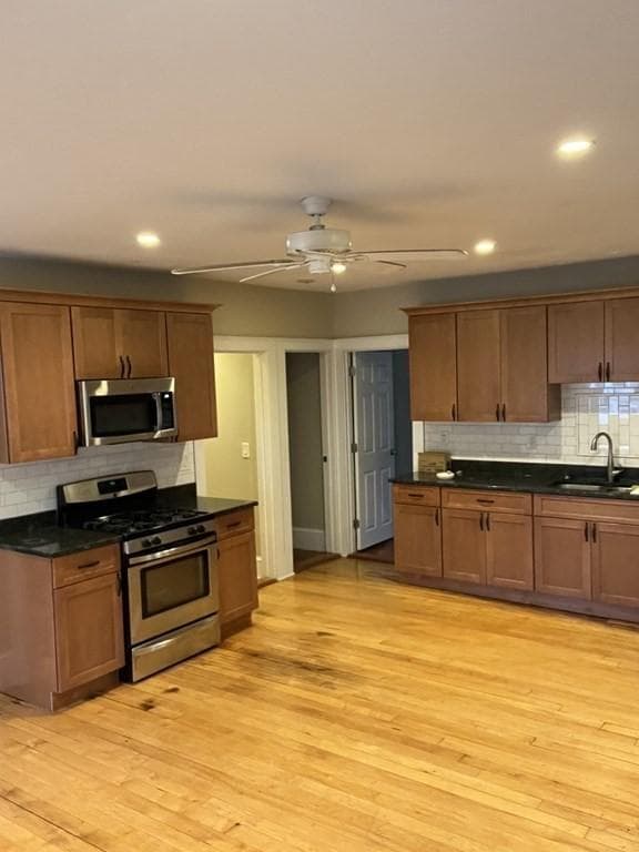 18 Sturtevant Ave Unit 1, Norwood, MA 02062 Condo for Rent in Norwood