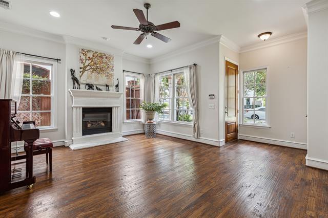 Foto del edificio - 3448 Binkley Ave