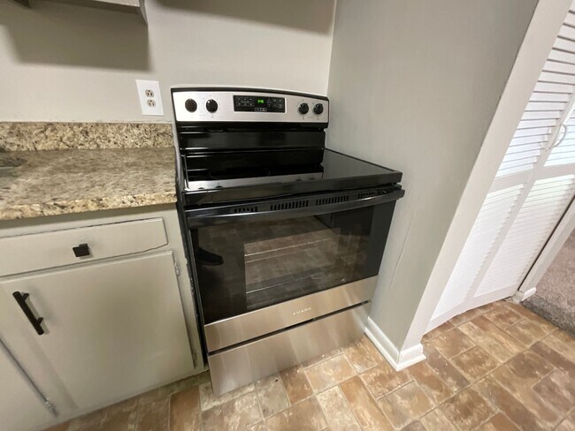 Foto del edificio - Just Listed in northern Winston-Salem! 3 b...