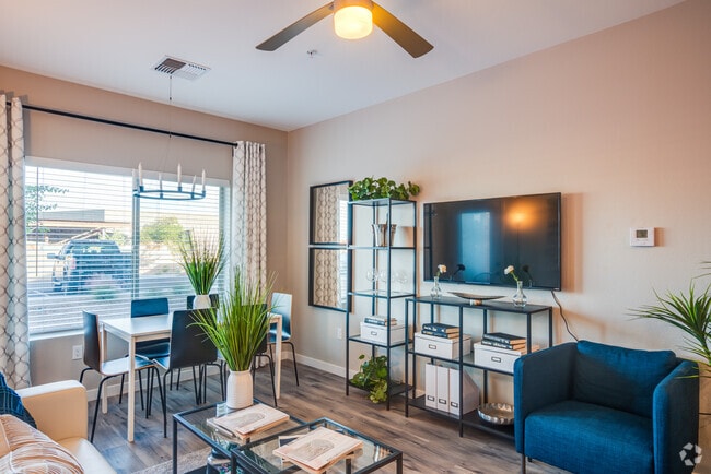 2 BR, 2 BA - 971SF - 166-Club 715 TIC