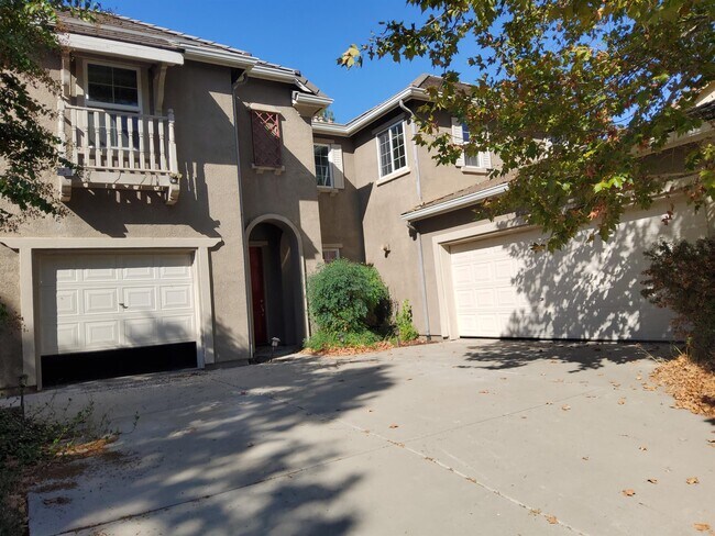 Building Photo - 1728 Croft Ct