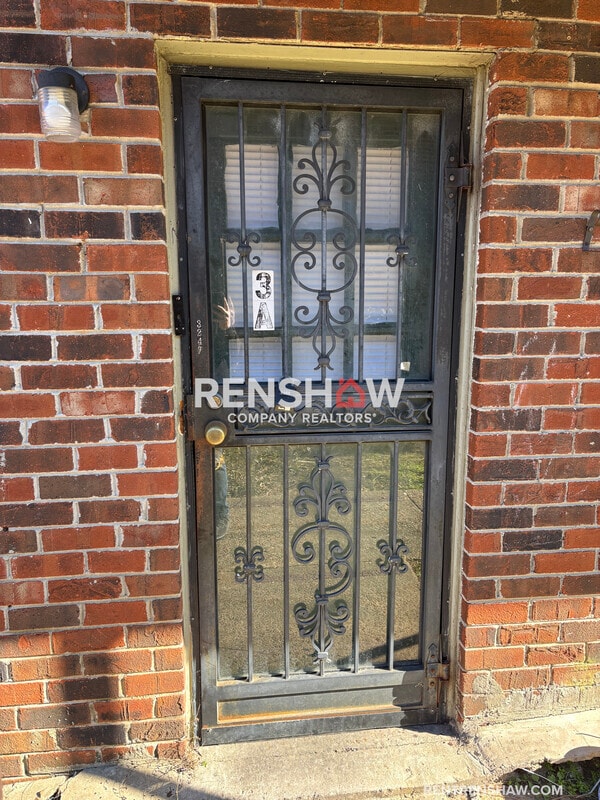 Building Photo - 3247 13 Colony Mall