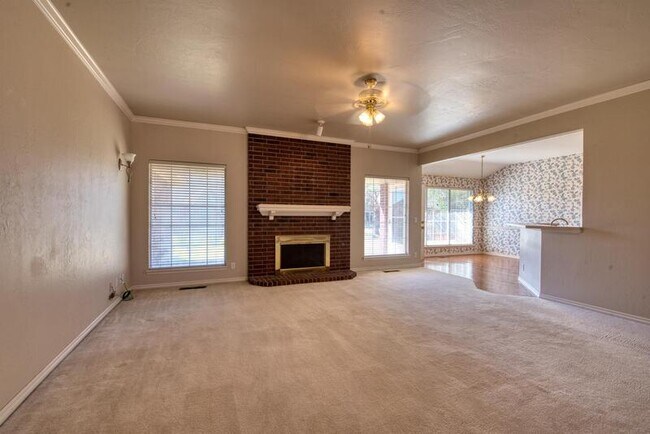 Foto del edificio - 15501 Arbuckle Heights