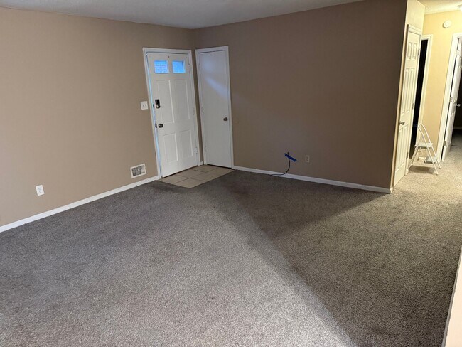 Building Photo - 11610-11612 E Ivanhoe Ct
