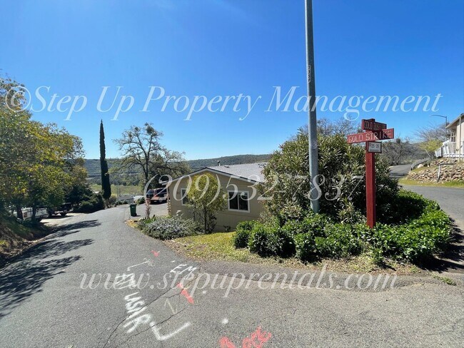Foto del edificio - 2 Bedroom 2 Bath Manufactured Home With Wa...