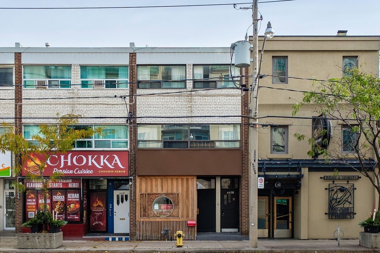 Primary Photo - 643a Mt Pleasant Rd