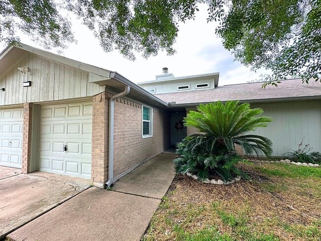 Foto del edificio - 17802 Autumn Trails Ln