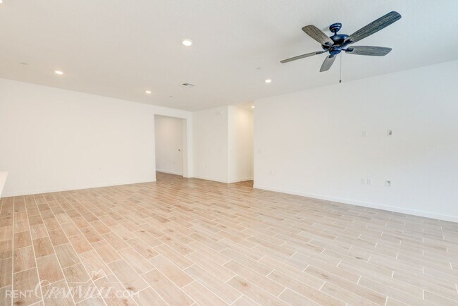 Building Photo - Brand new home located within Clovis North...