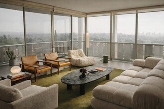 Building Photo - 4455 Los Feliz Blvd