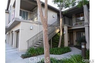 Building Photo - 347 Chaumont Cir