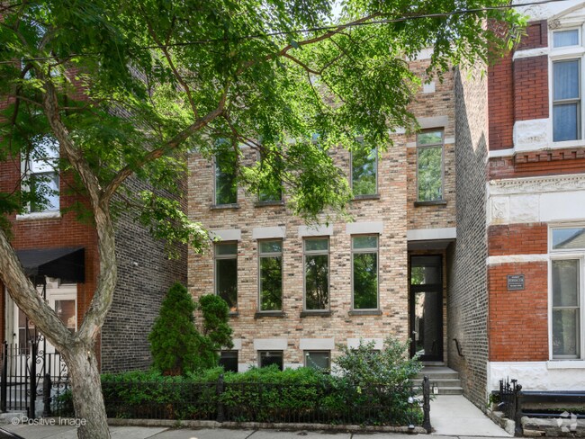Building Photo - 840 N Wolcott Ave