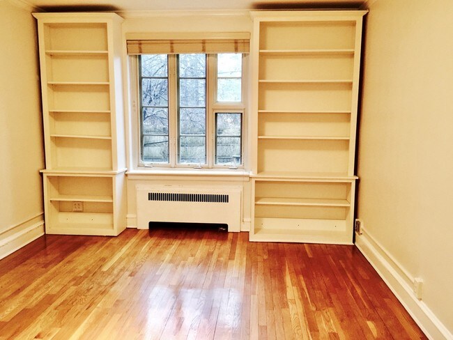 Foto del edificio - 11 Monmouth Ct