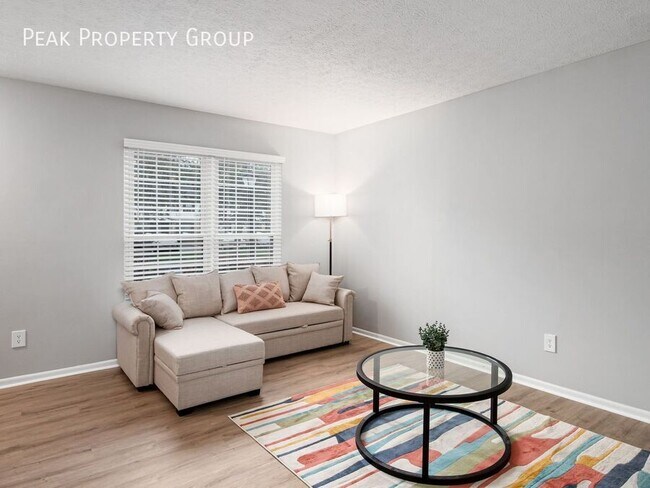 Foto del edificio - 134 Blakeford Dr