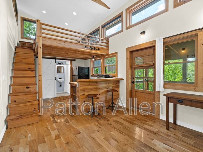 Foto del edificio - 81 5th Ave