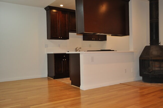 Interior Photo - Newly renovated upper unit in quiet neighb...