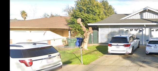 Building Photo - 5806 Westfield St